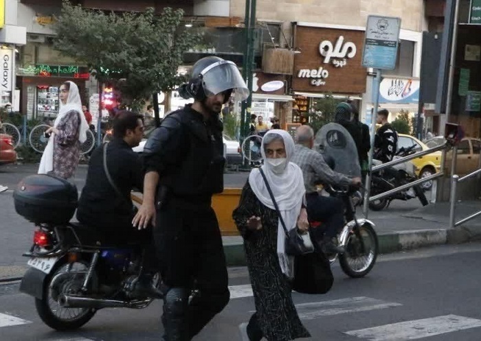  اعتقاد پلیس آن است که مردم چشم بیدار جامعه هستند و مشکلات با مشارکت دو طرف حل می‌شود